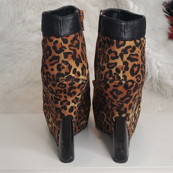 Wedges - Picture 3 of 6